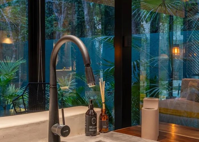 Chay Glass Jungle House