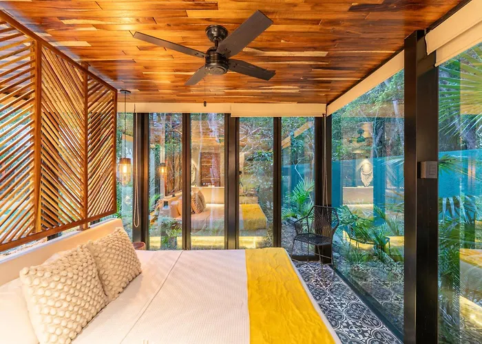 Chay Glass Jungle House * Tulum